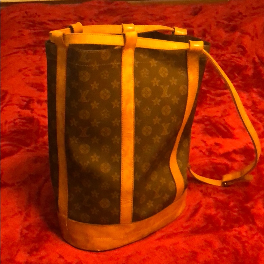 Louis Vuitton barrel bag/back pack